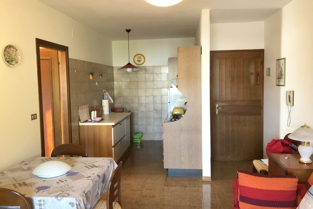 Grado,34073,3 Bedrooms Bedrooms,1 BathroomBathrooms,Byt,1135