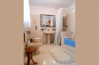 Aquileia, 7 Bedrooms Bedrooms, ,3 BathroomsBathrooms,Vila,Predané,1308