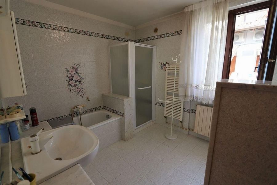 Grado, 34073, 5 Bedrooms Bedrooms, ,2 BathroomsBathrooms,Byt,Predané,1379