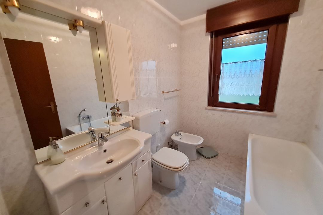 Terzo di Aquileia, 4 Bedrooms Bedrooms, ,2 BathroomsBathrooms,Byt,Predané,1460