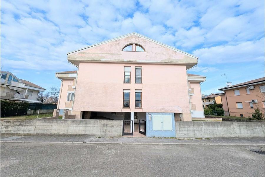 Terzo di Aquileia, 3 Bedrooms Bedrooms, ,1 BathroomBathrooms,Byt,Na Predaj,1693
