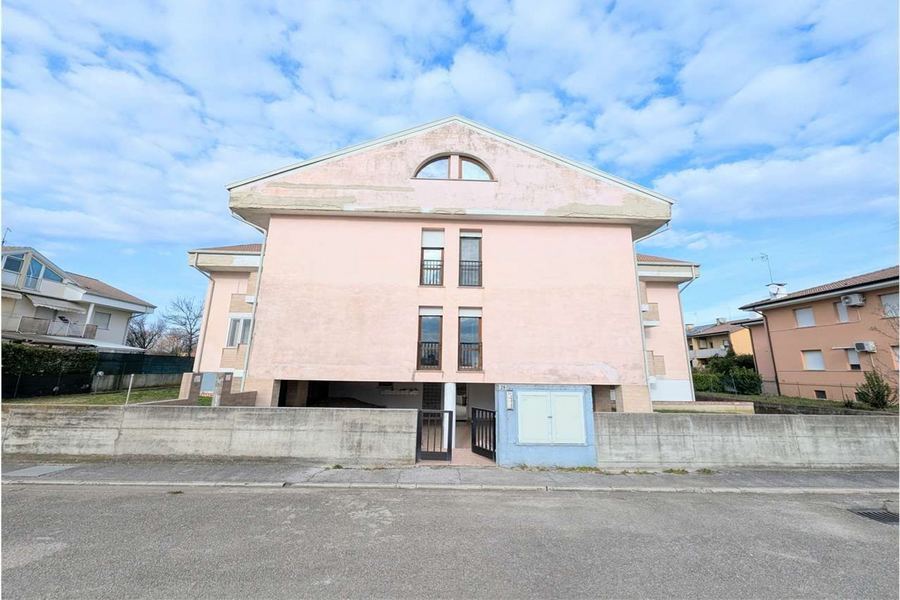 Terzo di Aquileia, 3 Bedrooms Bedrooms, ,2 BathroomsBathrooms,Byt,Predané,1694