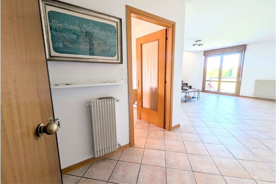Terzo di Aquileia, 5 Bedrooms Bedrooms, ,2 BathroomsBathrooms,Byt,Na Predaj,1695
