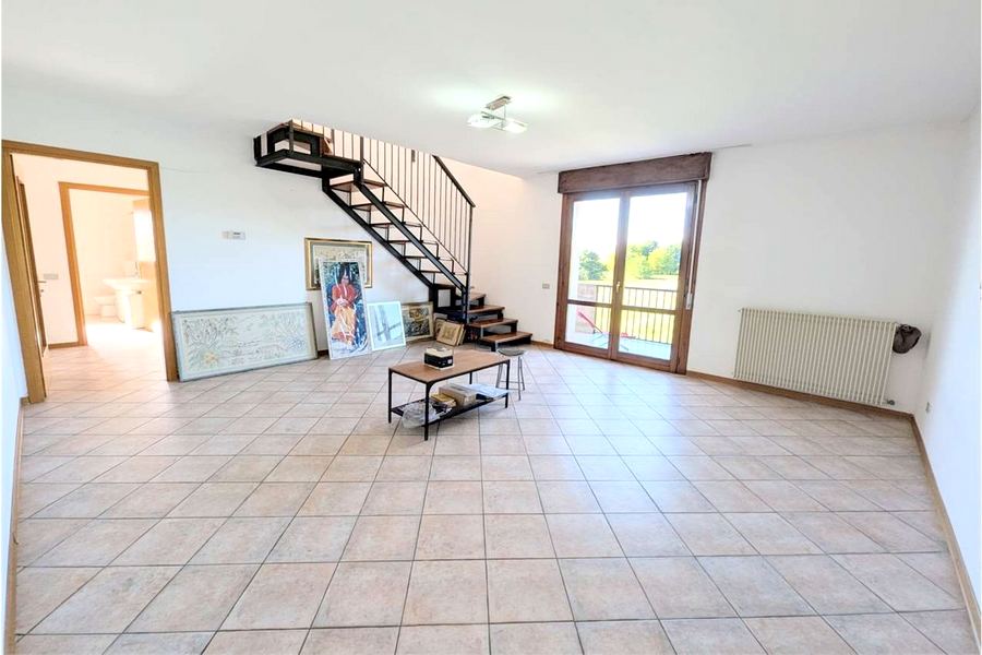 Terzo di Aquileia, 5 Bedrooms Bedrooms, ,2 BathroomsBathrooms,Byt,Na Predaj,1695